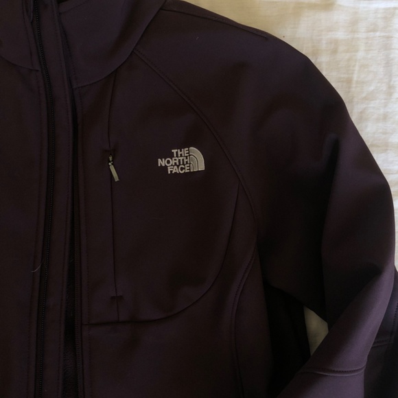 Plum Northface jacket - Picture 2 of 3